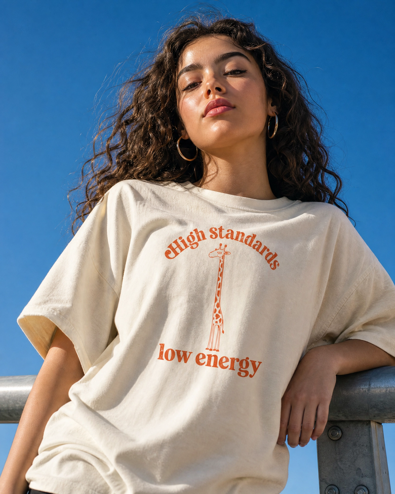High standards giraffe tee